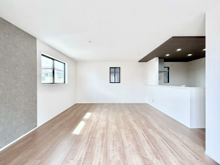 ���̑����ρ@�Ƒ������R�ƏW�܂�e���̃X�y�[�X�ɂȂ肻��