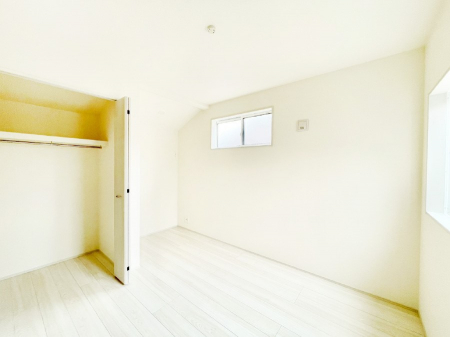 �q�������@�N���[�[�b�g�t���̂������ŃX�b�L���Ƃ�����Ԃł�����芰���܂��I