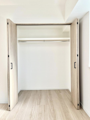 ���[�@�m���N���[�[�b�g�B���s��������̂Ō���̈ߗނ�����������[�ł��܂��B 