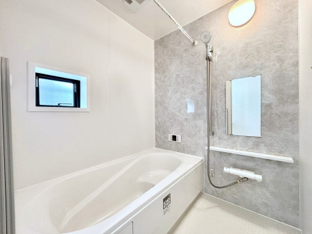 �����@����̔�����₷��؂ȃo�X�^�C���B�������Ƃ����C���y����Ŕ����Ƃ肽���ł��ˁI  