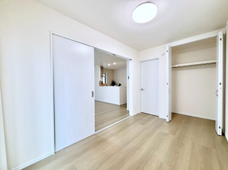 ���̑����ρ@���r���O�ׂ̗ɂ���m���B�����J�����čL�����p���邱�Ƃ��\�ł��B