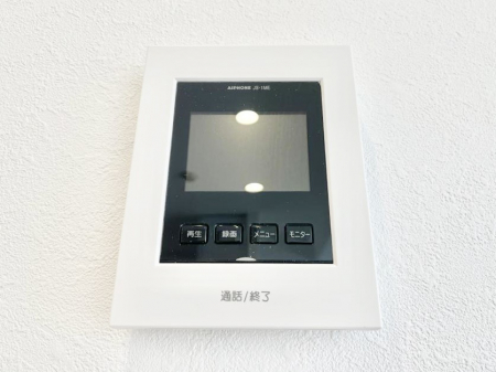 ���̑����ρ@��z���v�������Ă���ߔN�ł�TV���j�^�[�t���Ŗh�Ɩʂ����S�ł��B