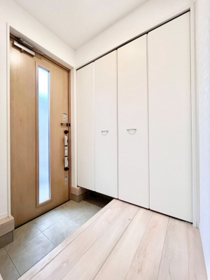 ց@KXXbg̓փhAɌ͂Ă܂ 