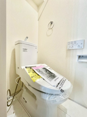 �g�C���@�g�C����1�K��2�K���ꂼ��ɔz�u����Ă��ĂƂĂ��֗��ł��B 