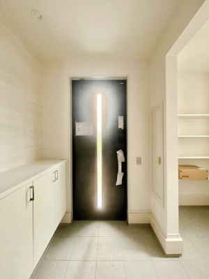 ց@KXXbg̓փhAɌ͂Ă܂@