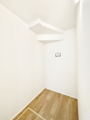 ���̑��@�PF�@�E�H�[�N�C���N���[�[�b�g�t���Ő�����Ԃ��L�����p�ł��܂��B�@