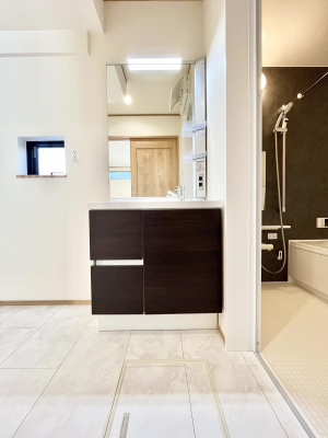 ���ʑ�E���ʏ��@�傫�����₷�����Ő�����������ʑ�́A�g�����Ȃ݃`�F�b�N�┧�̂������ɂ������߂ł��B 