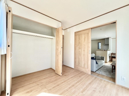 �q�������@�q�������ɂ��������߂Ȏ��[�X�y�[�X�����Ղ�̋���