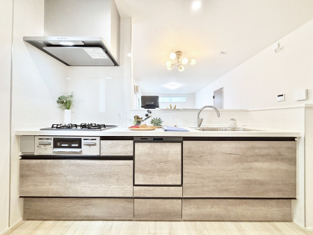 �L�b�`���@���r���O�����n����l�C�̃J�E���^�[�L�b�`���B �Ƒ��������Ȃ���Ǝ������邱�Ƃ��ł��܂��B