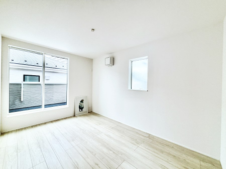 ���̑����ρ@�o���R�j�[���J�������v���X���Ă����m��