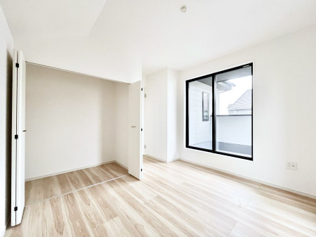 �q�������@�q�������ɂ��������߂Ȏ��[�X�y�[�X�����Ղ�̋���