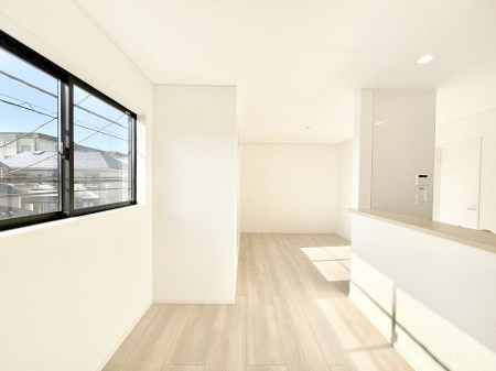 ���r���O�@�Ƒ��c���̎��Ԃ����������Ȃ��났�̃��r���O�_�C�j���O�B   