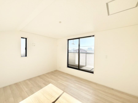 ���̑����ρ@�o���R�j�[���J�������v���X���Ă����m��