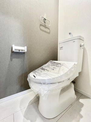 �g�C���@�g�C����1�K��2�K���ꂼ��ɔz�u����Ă��ĂƂĂ��֗��ł��B 