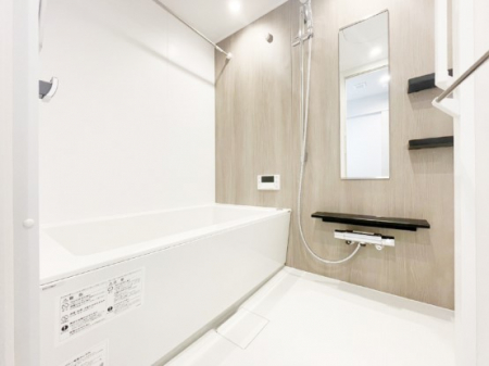 �����@����̔�������Ă���閾�邢�������̂���o�X���[��