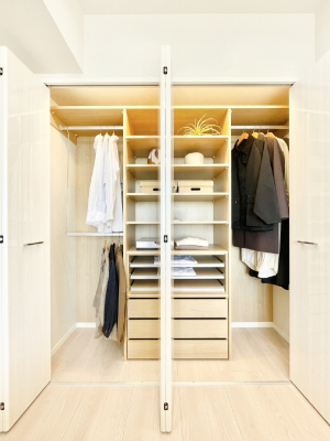 ���[�@�����Ղ�̎��[�X�y�[�X�ł��ł��Z��Ԃ��X�b�L���ۂĂ����B