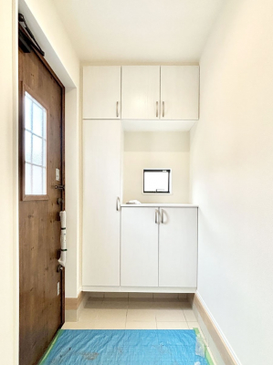 ���̑����ρ@�����Ղ���[�ł���V���[�Y�{�b�N�X�ŉƑ��S���̌C���A���ւ�������B  