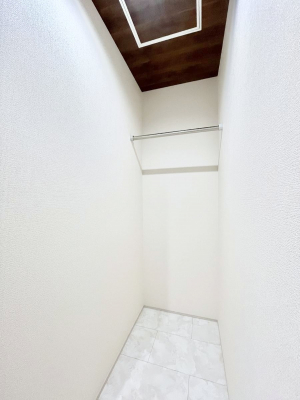 ���̑����ρ@�L�����[�B�|�������G�߂̏��������[���邱�Ƃ��ł��܂��B