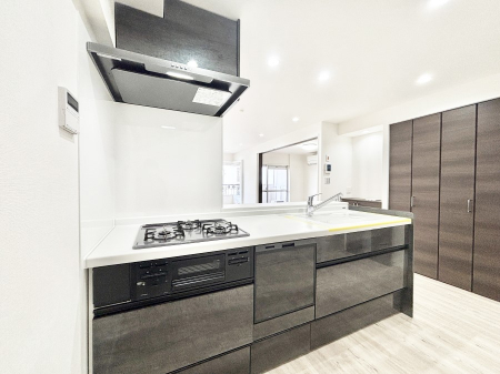 �L�b�`���@�L�X�Ƃ����g������̗ǂ��L�b�`���œ��X�̂��������y�����Ȃ肻��