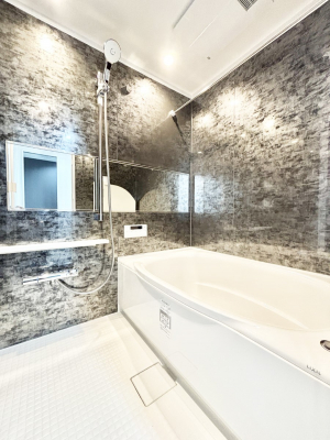 �����@����̔�������Ă���閾�邢�������̂���o�X���[��