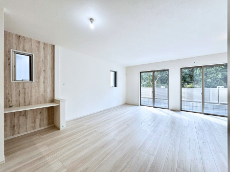 ���̑����ρ@�Ƒ������R�ƏW�܂�e���̃X�y�[�X�ɂȂ肻��