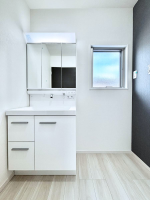 ���ʑ�E���ʏ��@�傫�����₷���O�ʋ��Ő�����������ʑ�́A�g�����Ȃ݃`�F�b�N�┧�̂������ɂ������߂ł��B 