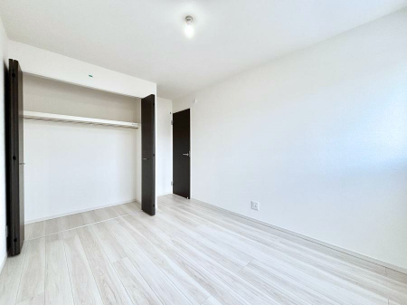 �q�������@�q�������ɂ��������߂Ȏ��[�X�y�[�X�����Ղ�̋���