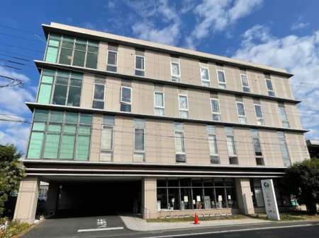 ���ӊ��@�a�@ 300m �O�a�a�@