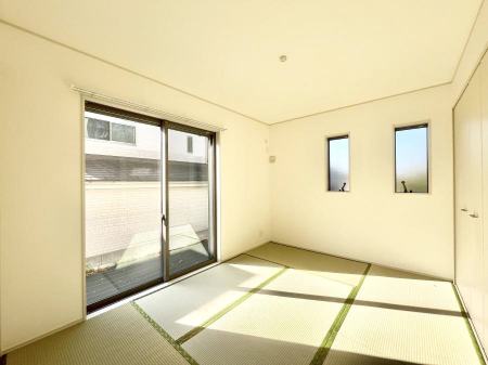 ���̑����ρ@�_�炩����̋�Ԃ́A���q�l�̗V�я�◈�q���̂����ĂȂ��̏ꏊ�Ƃ��ďd�󂵂܂��B 