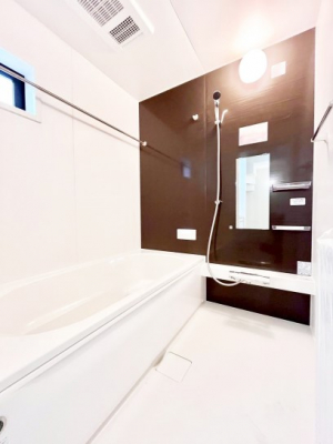 �����@����̔�������Ă���閾�邢�������̂���o�X���[��