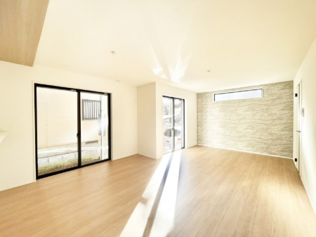 ���̑����ρ@���邢���r���O�B�A�N�Z���g�N���X����Ԃɍʂ�������炵�Ă���܂�  