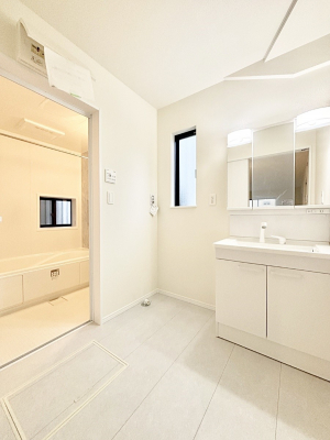 ���̑��@�������̂�����K��Ԃł��B�����̐g�x�x���C�����ǂ����g�������܂��B