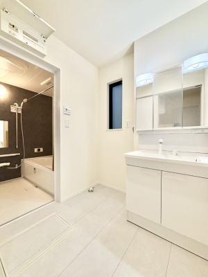 ���̑��@���������Ă���̂Ŏ��C�̑����ꏊ�ł����C���\���s���܂��B�����̐g�x�x���C�����ǂ��I