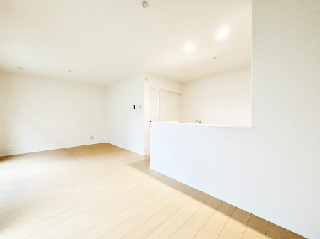 ���r���O�@�i�`�������e�C�X�g�̗D�����_�炩���F�g���̃t���[�����O���f�G�ȃ��r���O�ł��ˁB