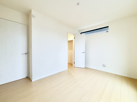 �Q���@�E�H�[�N�C���N���[�[�b�g�����邨�����B�G�߂��Ƃ̓���ւ����s�v�ŕ֗��ł��I