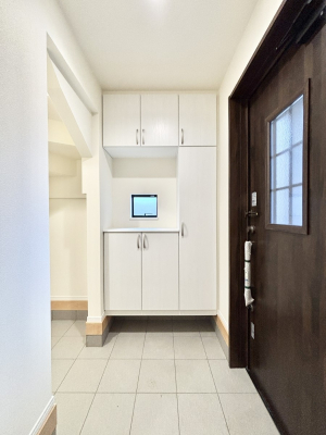 ���ց@�V���[�Y�C���N���[�N�t���̌��ցB�Ƒ��S���̌C��J��Ȃǂ���������[�ł��܂��B