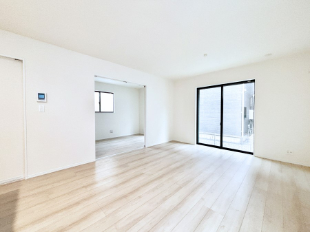 ���̑����ρ@�傫�ȑ����炽���Ղ�̗z���ƕ����������郊�r���O  