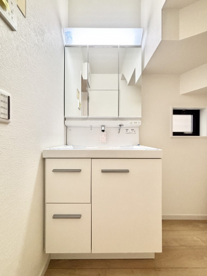 ���ʑ�E���ʏ��@�傫�����₷���O�ʋ��Ő�����������ʑ�́A�g�����Ȃ݃`�F�b�N�┧�̂������ɂ������߂ł��B 