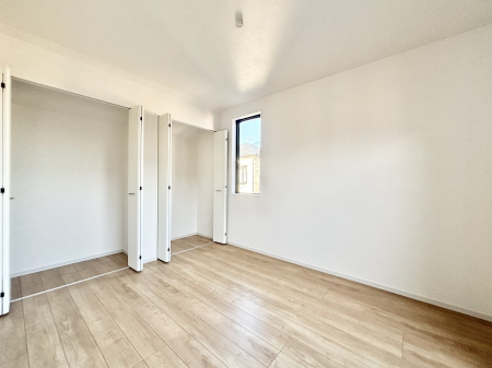 �q�������@�q�������ɂ��������߂Ȏ��[�X�y�[�X�����Ղ�̋���