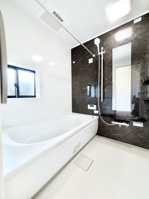 �����@����̔�����₷��؂ȃo�X�^�C���B�������Ƃ����C���y����Ŕ����Ƃ肽���ł��ˁI  