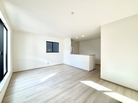 ���̑����ρ@�Ƒ������R�ƏW�܂�e���̃X�y�[�X�ɂȂ肻��