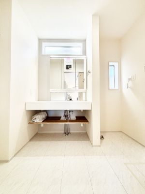 ���ʑ�E���ʏ��@�傫�����₷���O�ʋ��Ő�����������ʑ�́A�g�����Ȃ݃`�F�b�N�������߂ł��B