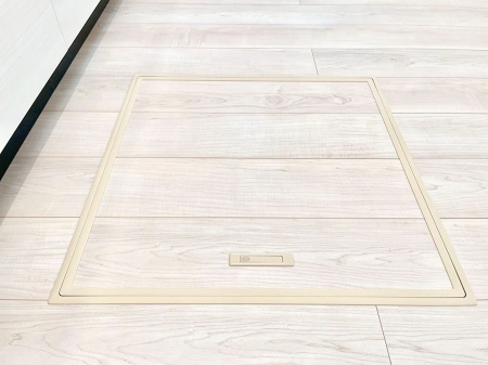 ̑ρ@[tIpiEpi̎[ɂ劈B