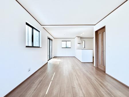 rO@18̂kcj͉Ƒ݂Ȃ̉KԁIƑ̂Ȃ厖ȃXy[XłB 