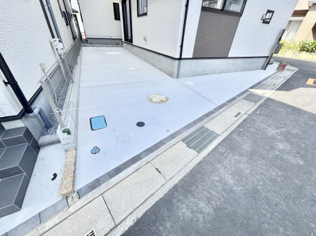 @2iԎɂjԉIƑ݂Ȃ̎]ԂuLXJ[Xy[XB