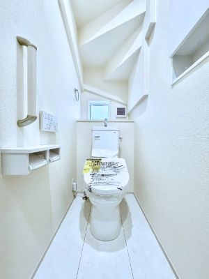 gC@gC1K2KꂼɔzuĂĂƂĂ֗łB 