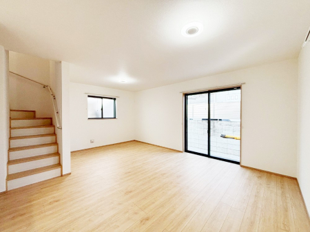 ���̑����ρ@�Ƒ������R�ƏW�܂�e���̃X�y�[�X�ɂȂ肻��