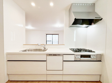 �L�b�`���@�������������I�ɁA�y�����I�V�X�e���L�b�`��