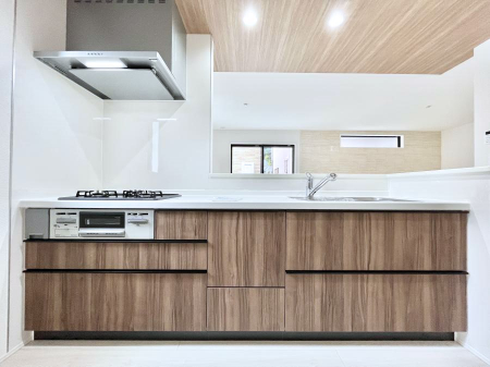 �L�b�`���@�������������I�ɁA�y�����I�V�X�e���L�b�`��  