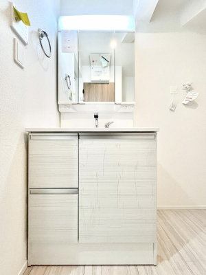 ���ʑ�E���ʏ��@�傫�����₷���O�ʋ��Ő�����������ʑ�́A�g�����Ȃ݃`�F�b�N�┧�̂������ɂ������߂ł��B 